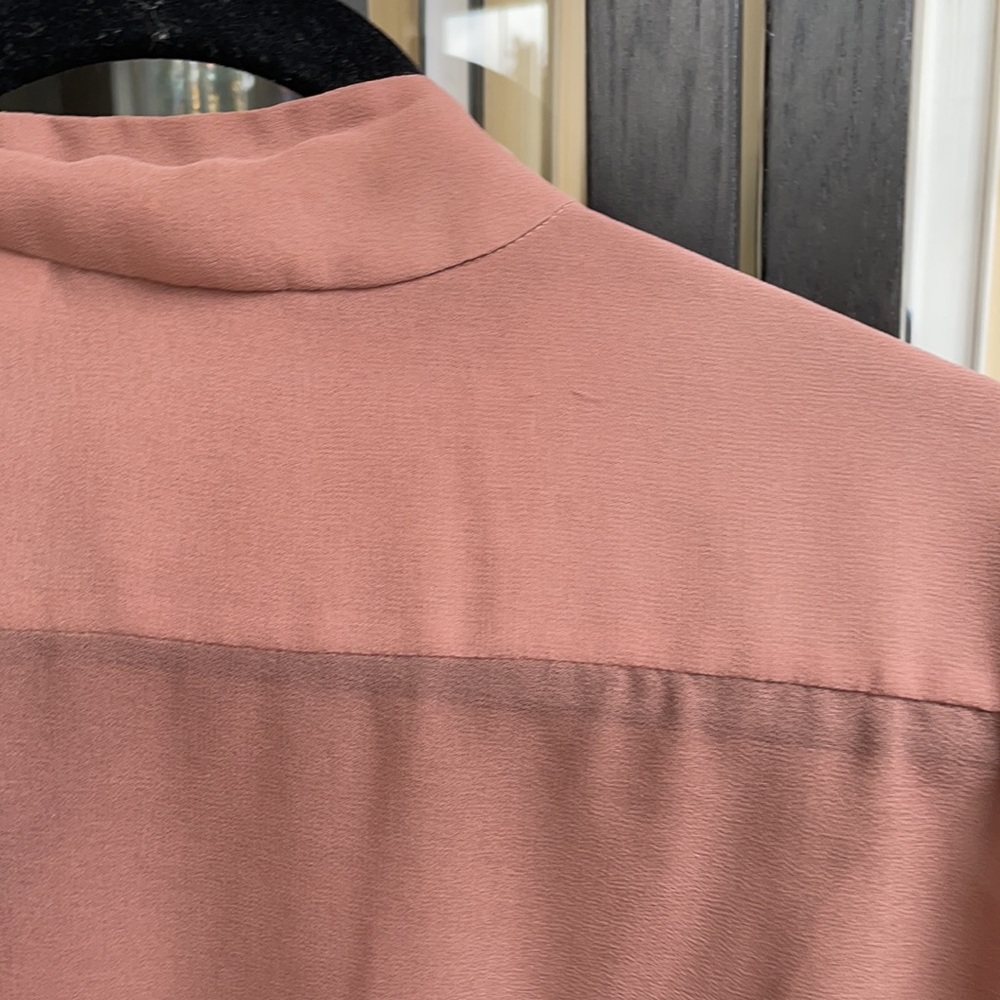 Aritzia Babaton Blouse - Picture 5 of 7